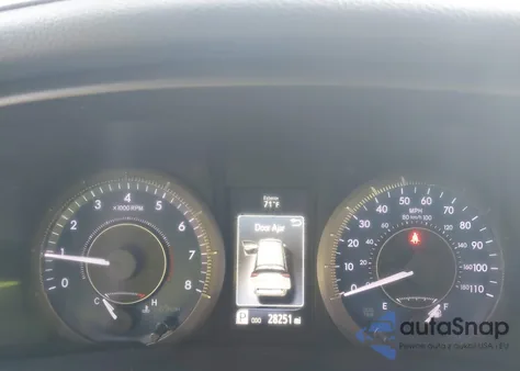 2016 Toyota Sienna Limited 7 Passenger/Limited Premium 7 Passenger/Xle 7 Passenger/Xle 8 Passenger z USA, uszkodzony, nr VIN 5TDYK3DC7GS751705